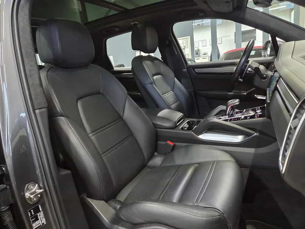 Porsche Cayenne Turbo/Sitzlüftung/Soft-Close/PDLS+/*700€ 11/2019-photo-28