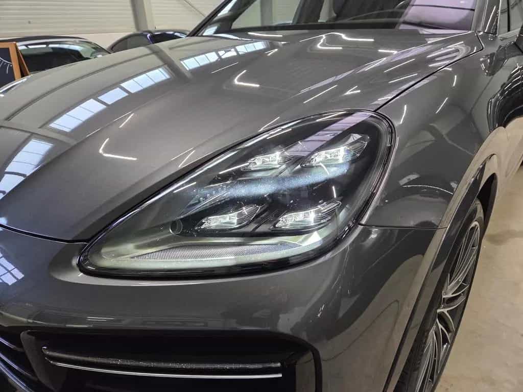 Porsche Cayenne Turbo/Sitzlüftung/Soft-Close/PDLS+/*700€ 11/2019-photo-29