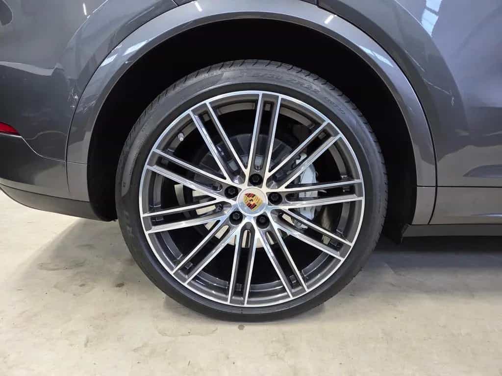 Porsche Cayenne Turbo/Sitzlüftung/Soft-Close/PDLS+/*700€ 11/2019-photo-31
