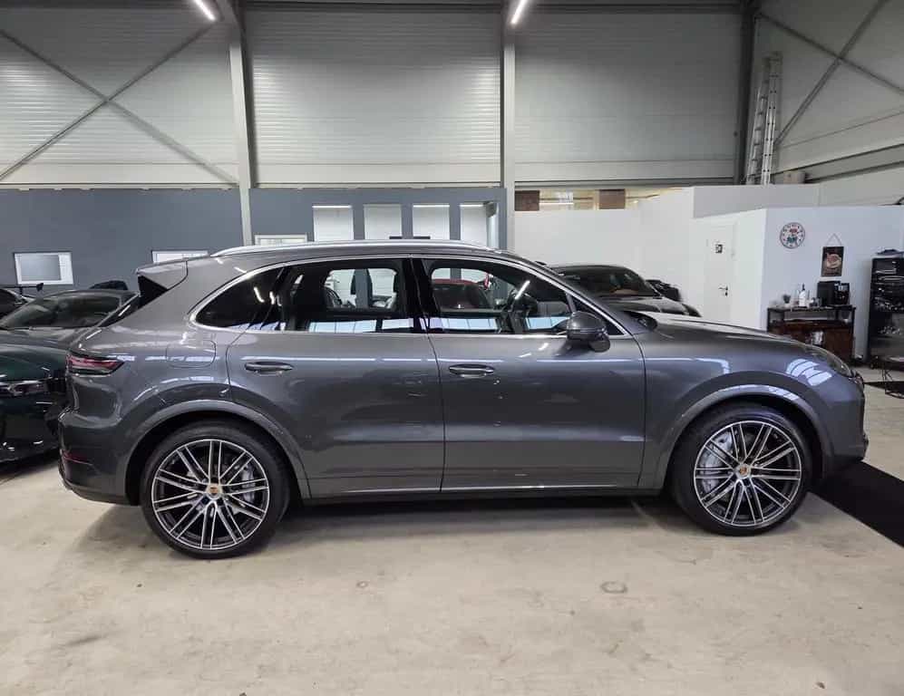 Porsche Cayenne Turbo/Sitzlüftung/Soft-Close/PDLS+/*700€ 11/2019-photo-6