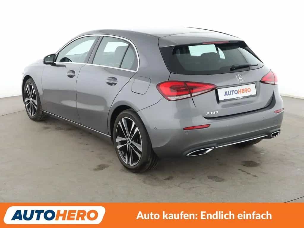 Mercedes-Benz A-Class 180 Edition 19 Progressive Aut.*NAVI*LED*TEMPO 10/2019-photo-3