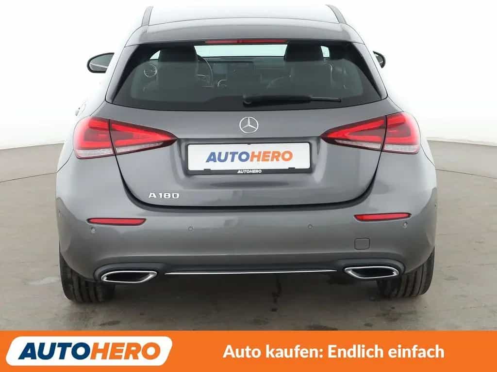 Mercedes-Benz A-Class 180 Edition 19 Progressive Aut.*NAVI*LED*TEMPO 10/2019-photo-4