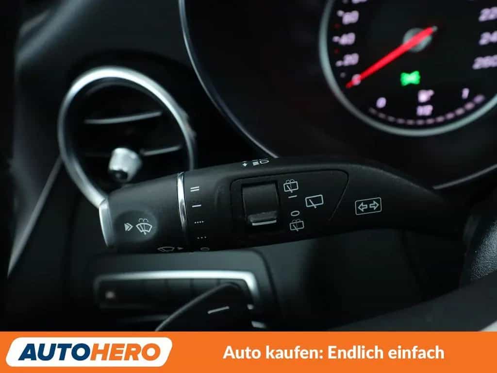 Mercedes-Benz C-Class 180 T Avantgarde Aut. *NAVI*LED*TEMPO*CAM* 11/2019-photo-27
