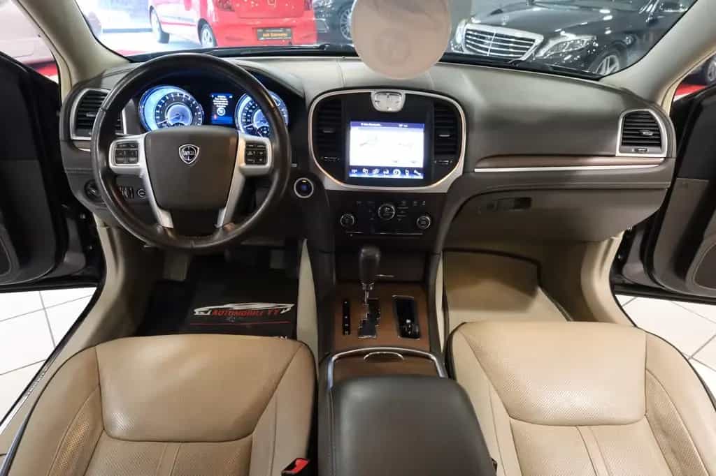 Lancia Thema 3.0 CRD Executive,BiXen,Navi,KeyG,Pano,ACC 05/2012-photo-13