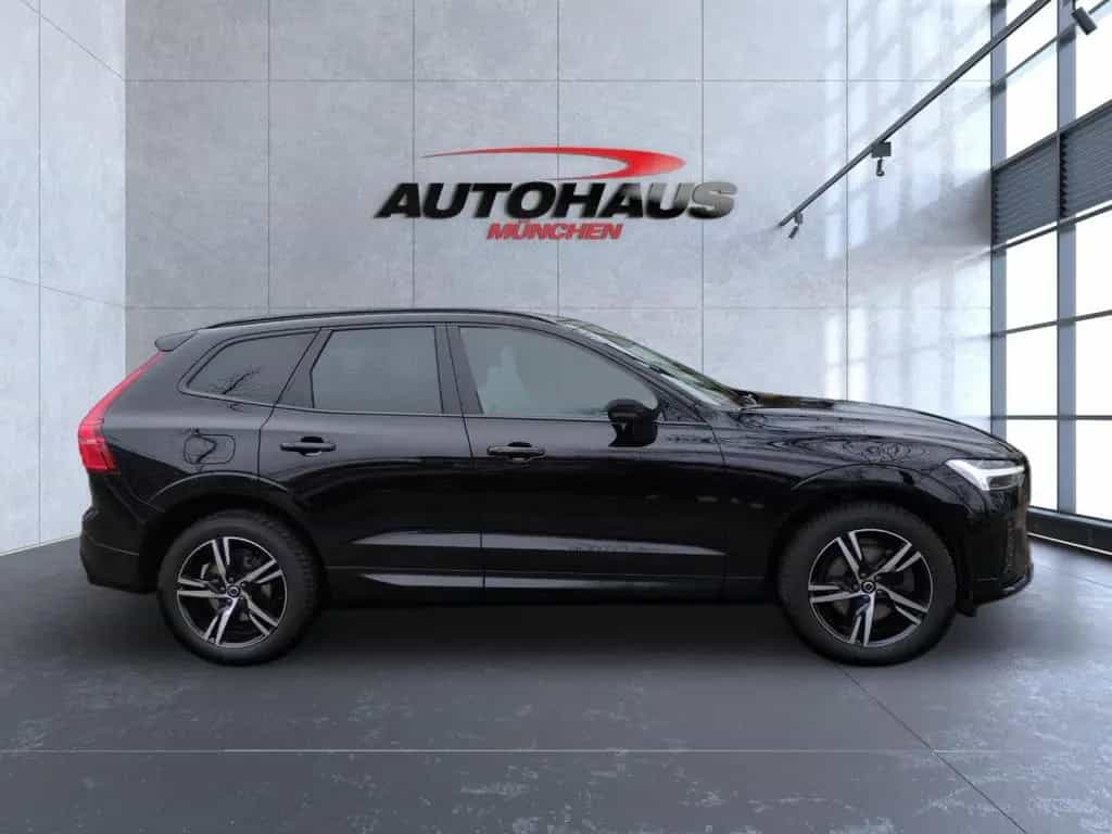 Volvo XC 60 R Design AWD 02/2022-photo-7