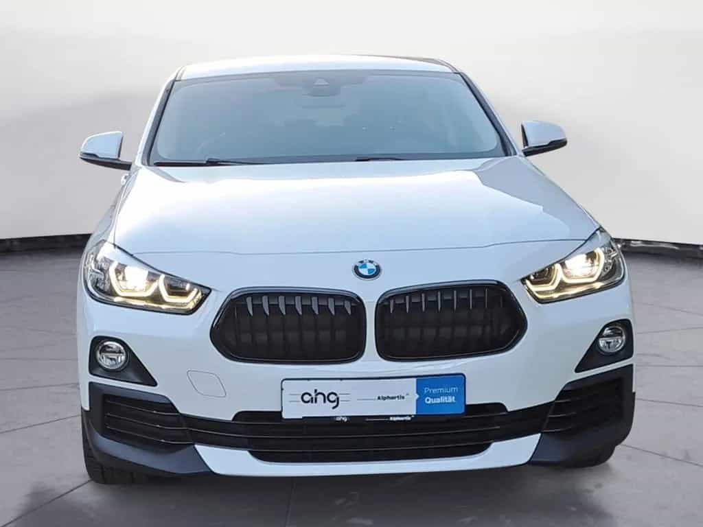 BMW X2 sDrive18i Advantage Klimaaut. Sportsitze AHK 12/2018-photo-6