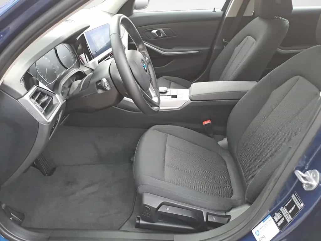 BMW 3 Series 320i Touring Advantage Auto Innovationspaket BMW 02/2021-photo-7
