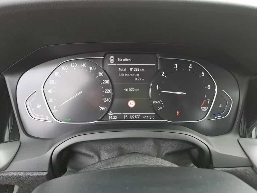 BMW 3 Series 320i Touring Advantage Auto Innovationspaket BMW 02/2021-photo-9