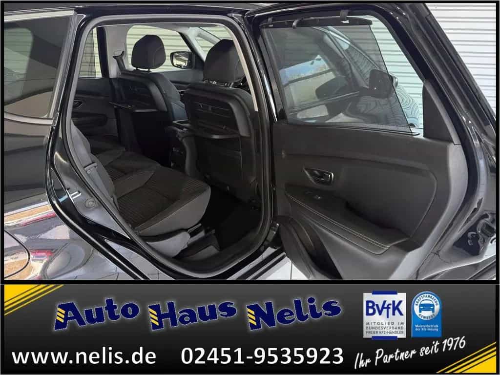 Renault Scenic 1.2 TCe 115 Energy Navigation PDC DAB Dig 06/2017-photo-17
