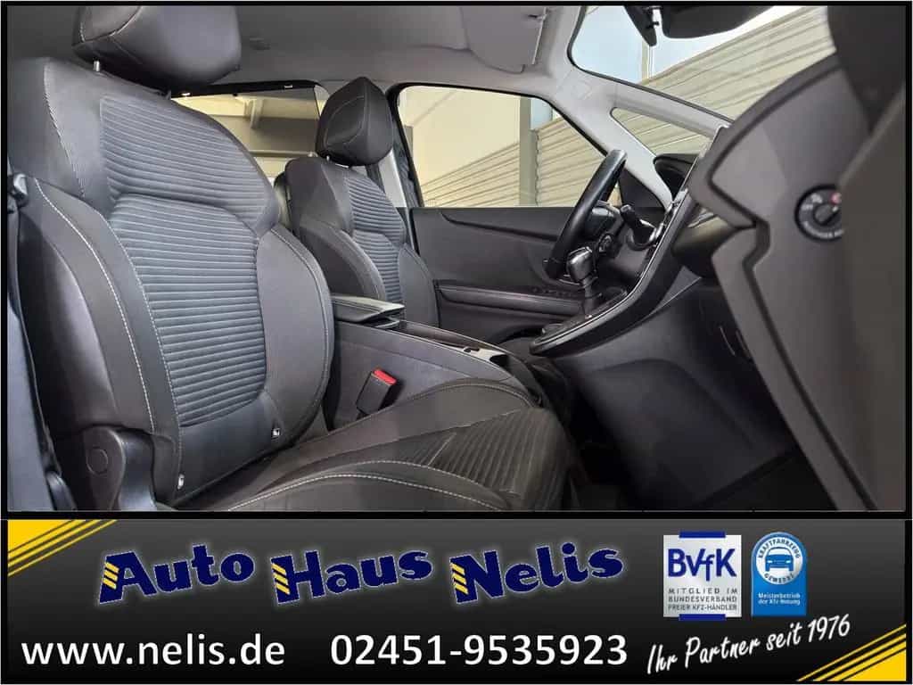 Renault Scenic 1.2 TCe 115 Energy Navigation PDC DAB Dig 06/2017-photo-20