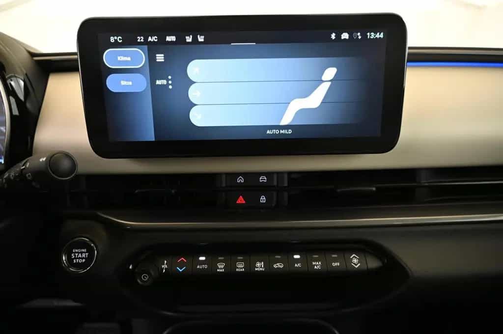 Fiat 600 1.2 Hybrid 136 DCT6 La Prima LED/NAVI/SHZ/18 12/2024-photo-21