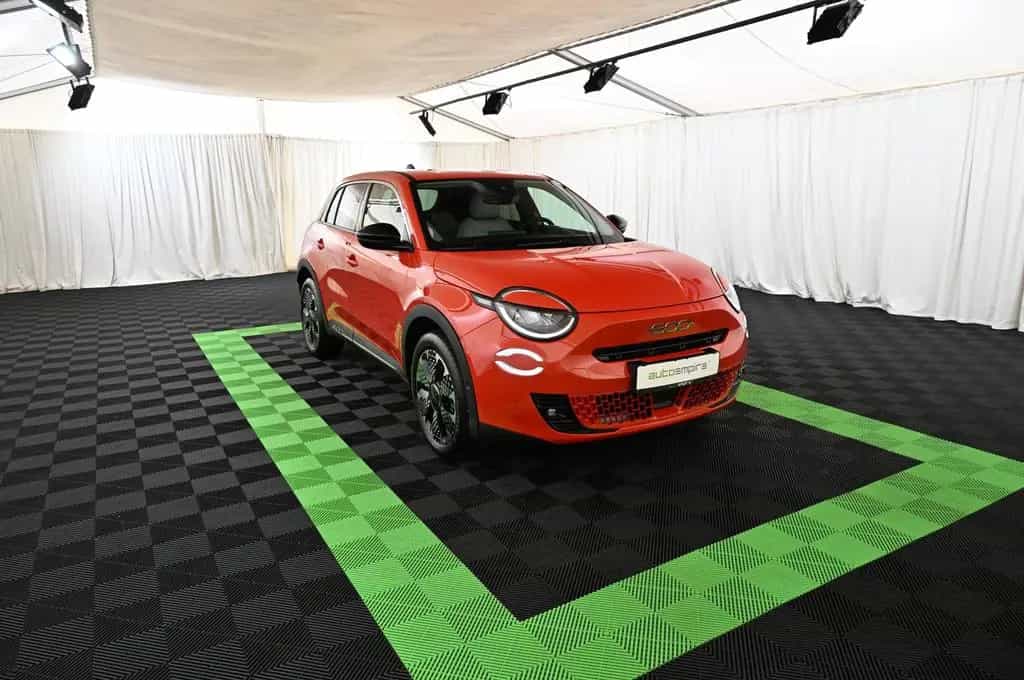Fiat 600 1.2 Hybrid 136 DCT6 La Prima LED/NAVI/SHZ/18 12/2024-photo-3