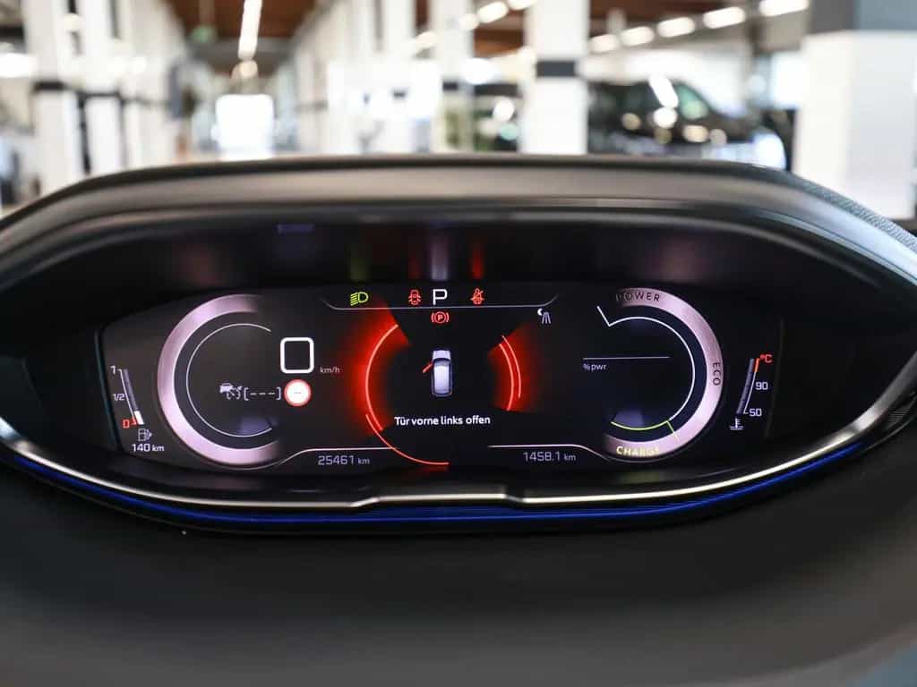 Peugeot 3008 GT Hybrid 136 e-DSC6 AHK NACHTSICHT ACC LED 01/2024-photo-17
