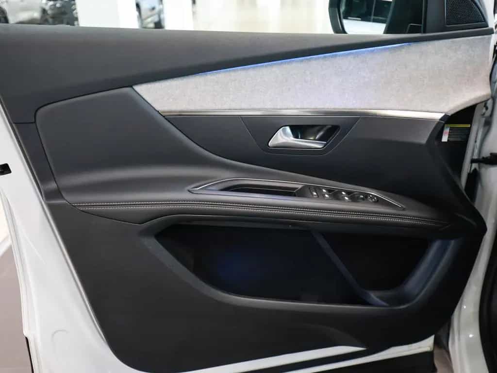 Peugeot 3008 GT Hybrid 136 e-DSC6 AHK NACHTSICHT ACC LED 01/2024-photo-28