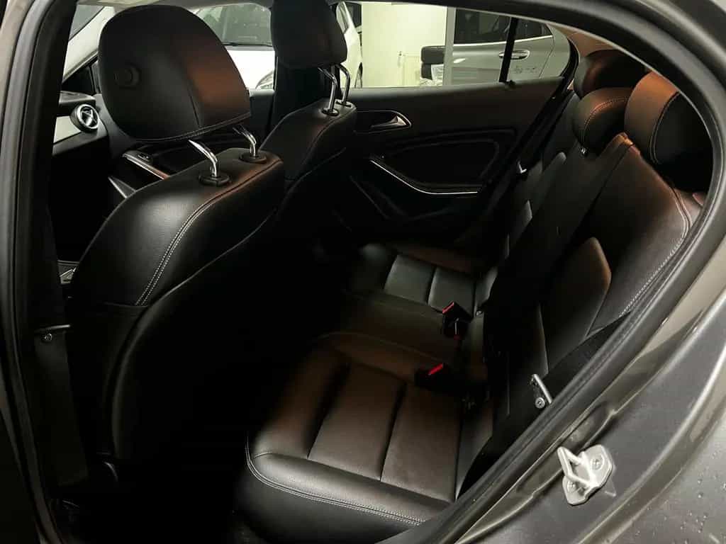 Mercedes-Benz GLA-Class 200 AUTOMATIK COMAND LEDER ILS R.KAMERA 01/2016-photo-15