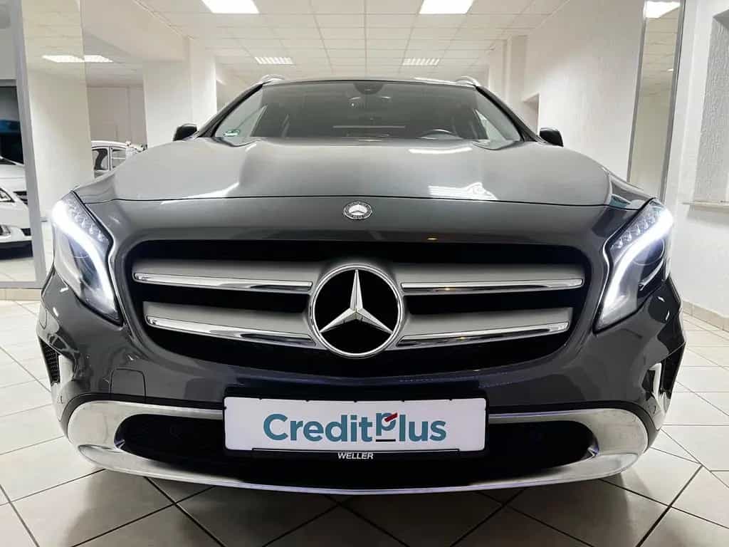 Mercedes-Benz GLA-Class 200 AUTOMATIK COMAND LEDER ILS R.KAMERA 01/2016-photo-4