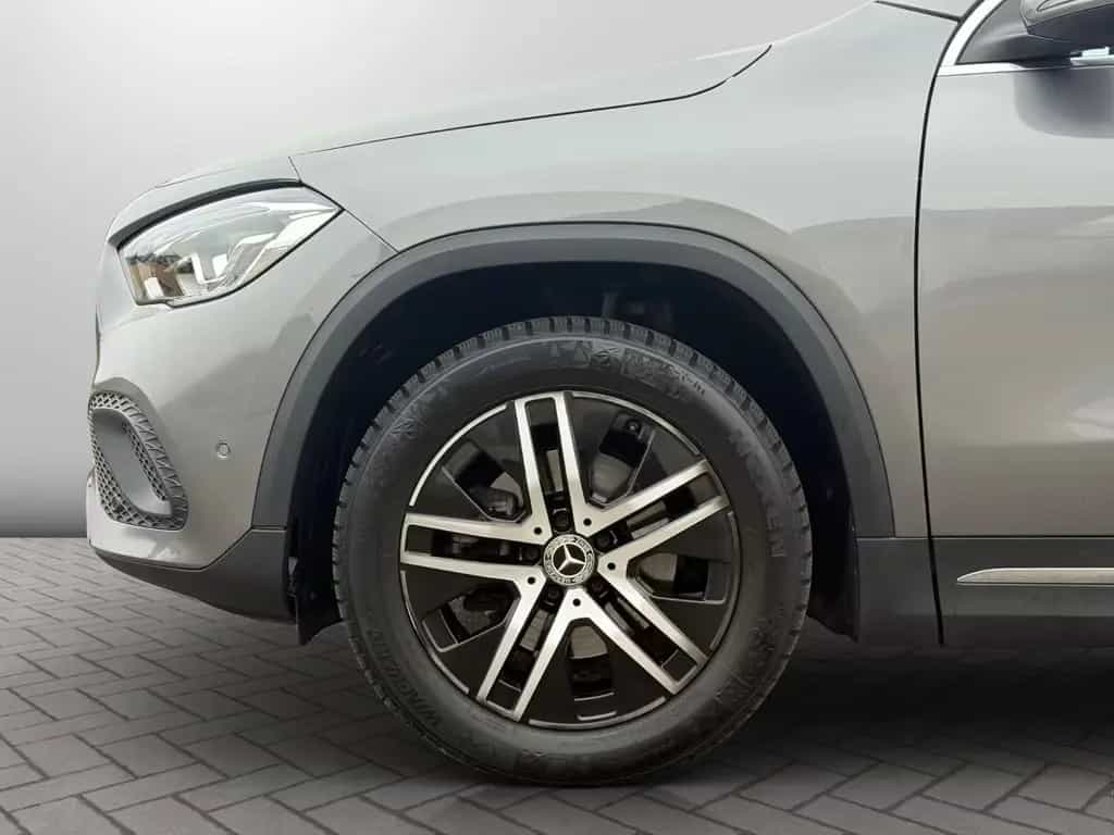Mercedes-Benz GLA 200 7G-DCT Progressive *AHK*LED*MBUX*BUSINES 06/2023-photo-20