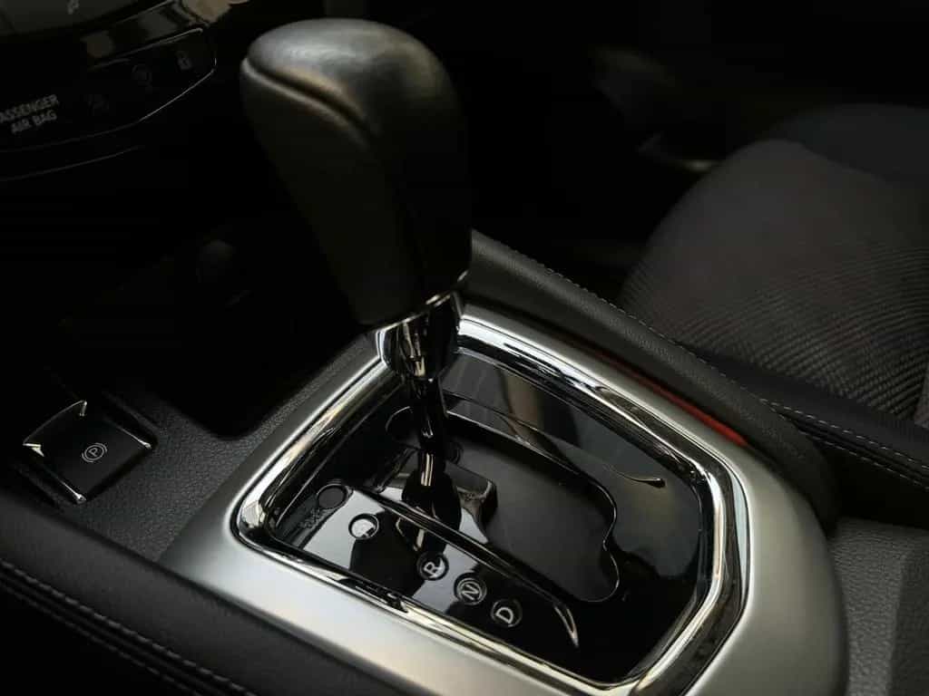 Nissan Qashqai N-Connecta AUT.°PANO°360 KAMERA°NAVI°SHZ 10/2016-photo-21