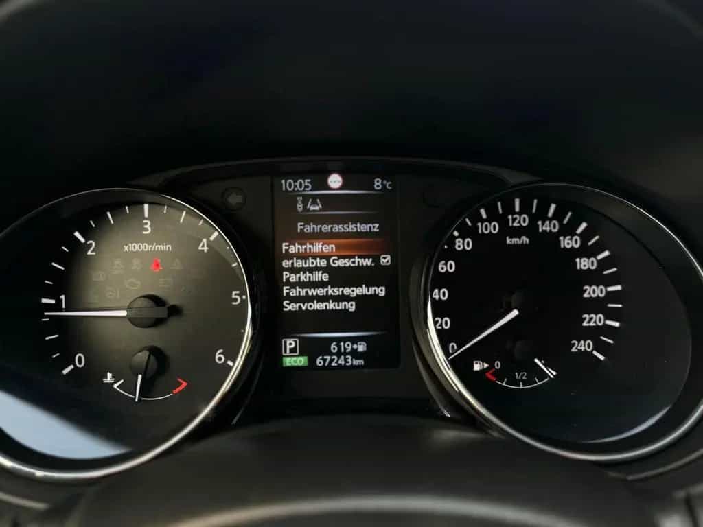 Nissan Qashqai N-Connecta AUT.°PANO°360 KAMERA°NAVI°SHZ 10/2016-photo-25
