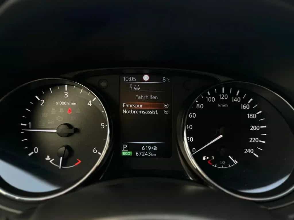 Nissan Qashqai N-Connecta AUT.°PANO°360 KAMERA°NAVI°SHZ 10/2016-photo-26