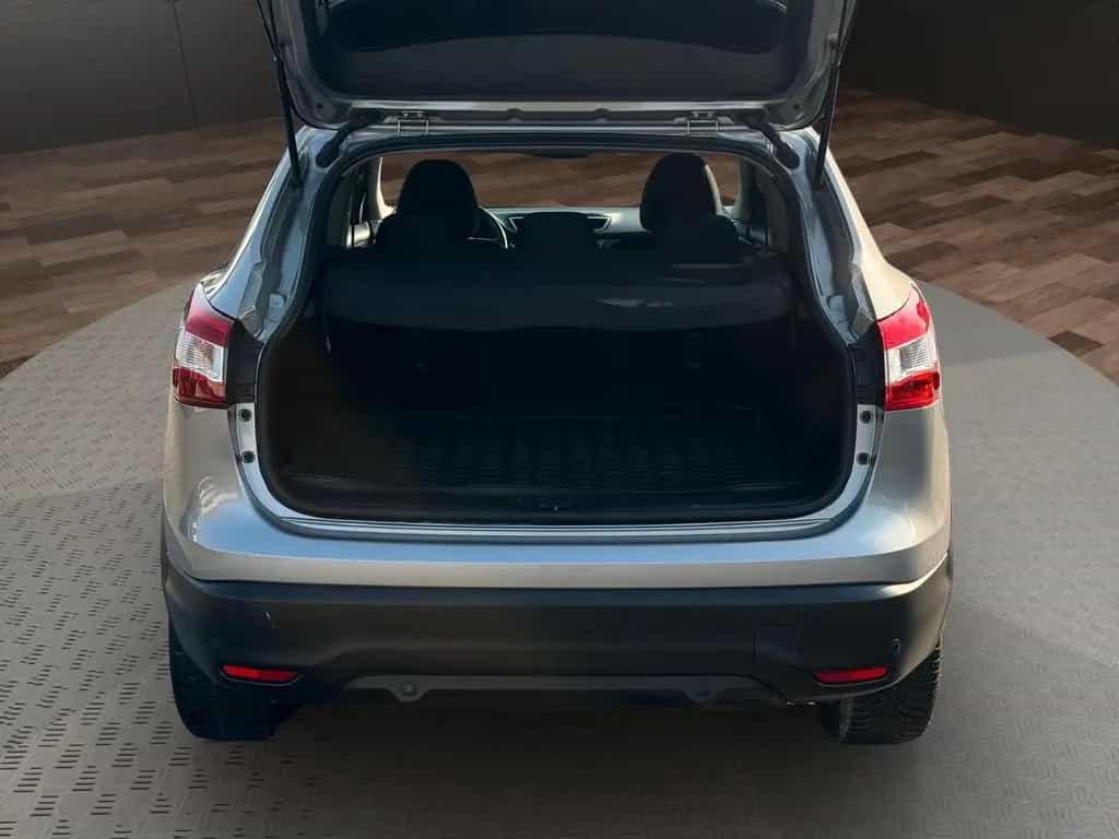 Nissan Qashqai N-Connecta AUT.°PANO°360 KAMERA°NAVI°SHZ 10/2016-photo-9
