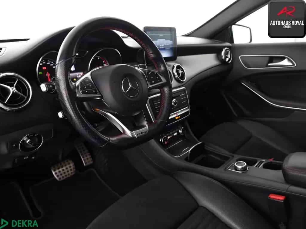 Mercedes-Benz GLA 250 4M AMG KAMERA,TOTWINKEL,PANORAMA,18ZOLL 11/2019-photo-8