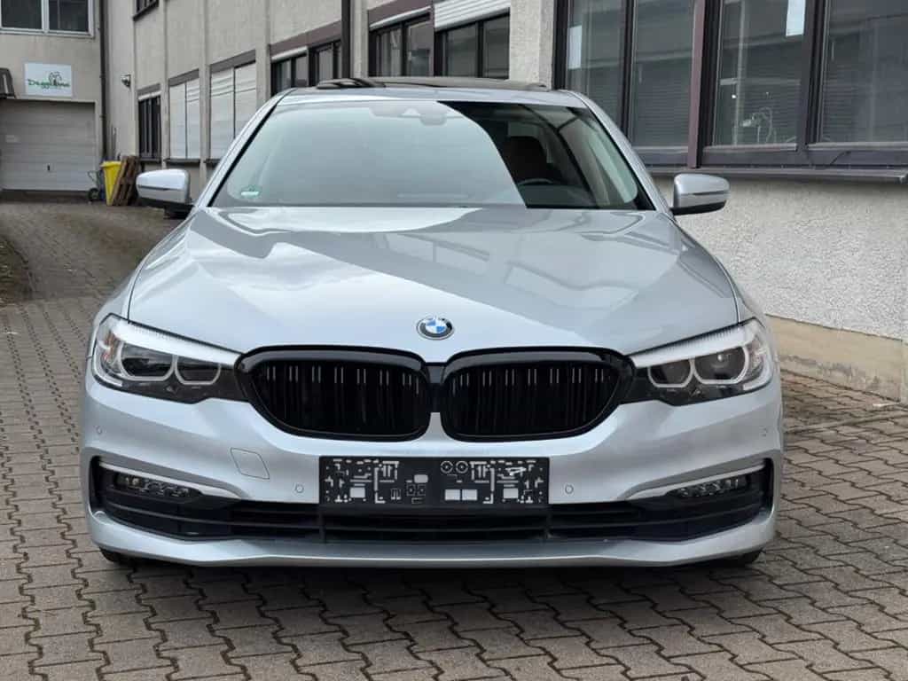 BMW 520 G30 520d Lim. LED AUTOMATIK EURO 6 2.HAND 09/2018-photo-11