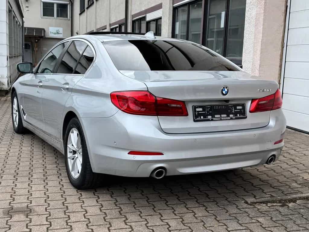 BMW 520 G30 520d Lim. LED AUTOMATIK EURO 6 2.HAND 09/2018-photo-3
