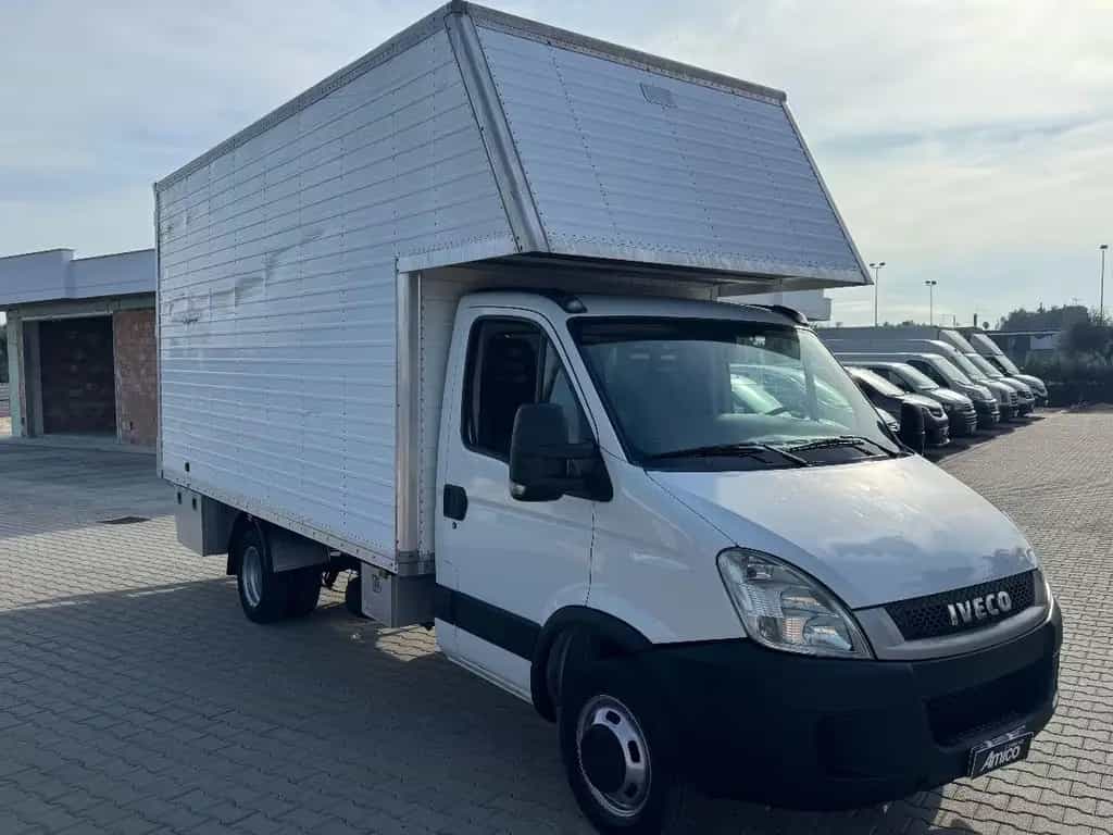 Iveco Daily Daily 35C17 3.0 170CV Furgonatura in allum 09/2010-photo-2