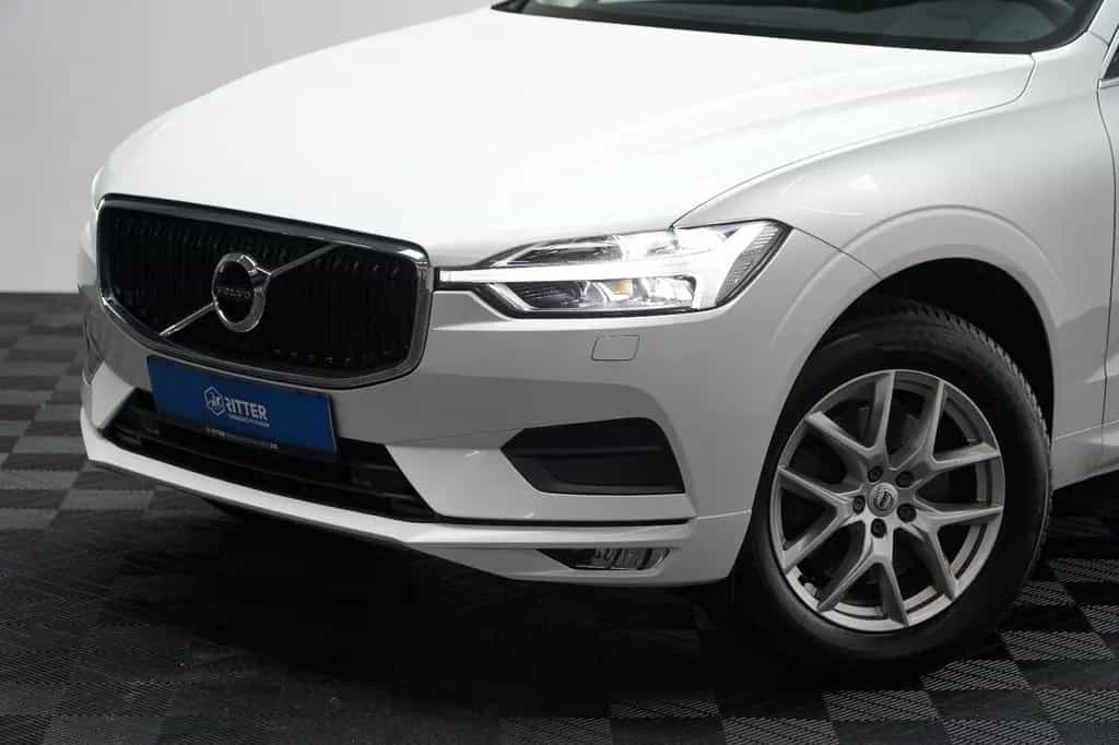 Volvo XC60 B4 D AWD MomentumPro R-Kamera H&K PANO DAB 12/2020-photo-22