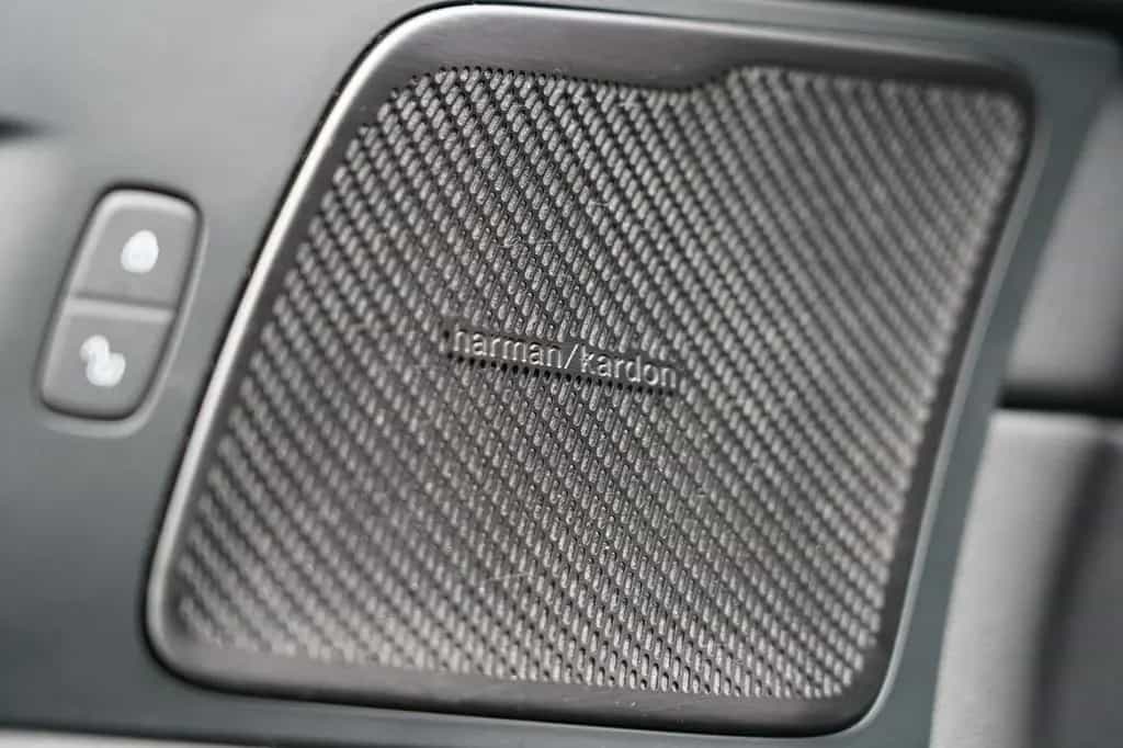 Volvo XC60 B4 D AWD MomentumPro R-Kamera H&K PANO DAB 12/2020-photo-32