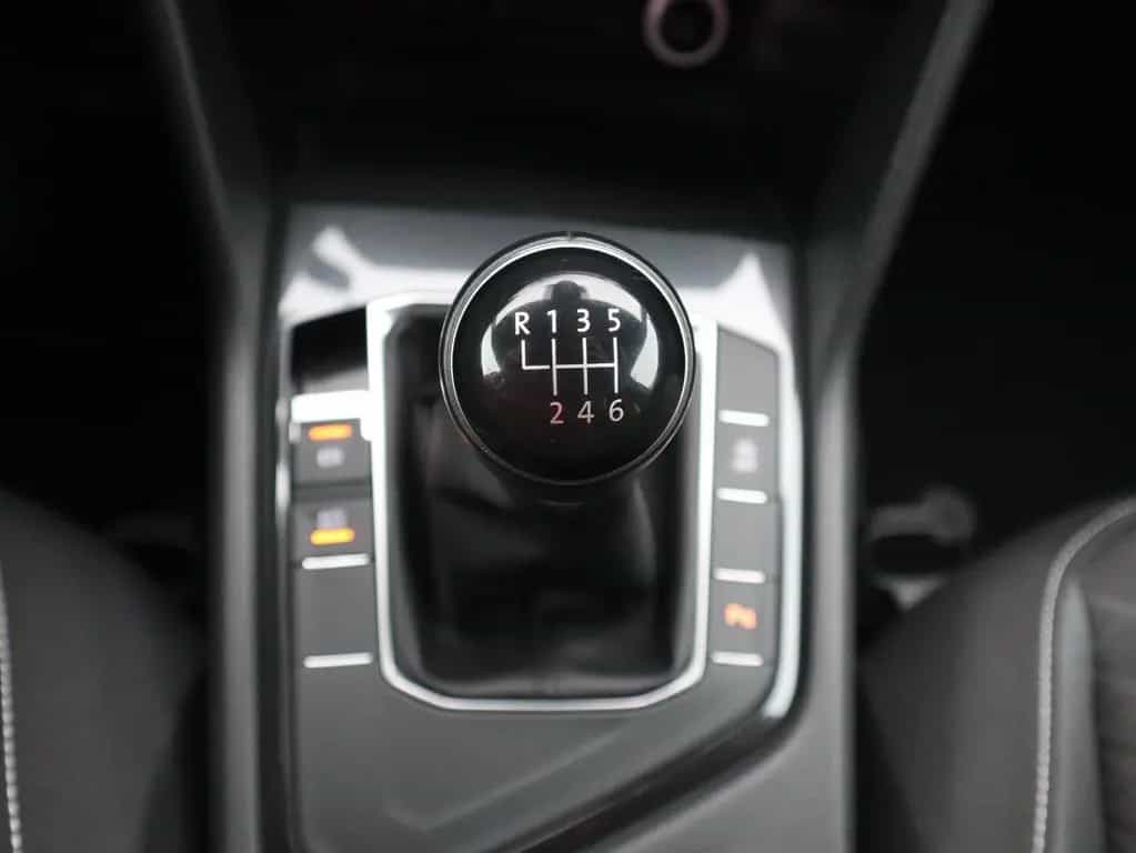 Volkswagen Tiguan 1.5 16V TSI Join LED Navi ACC PDC AHK 12/2018-photo-19