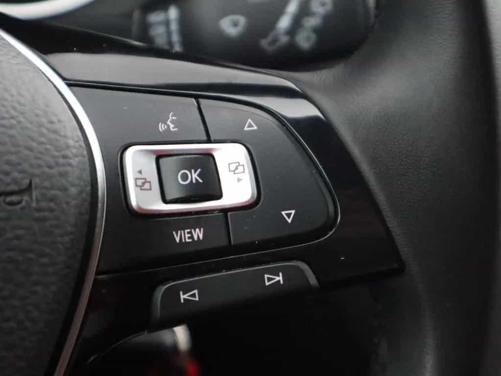Volkswagen Tiguan 1.5 16V TSI Join LED Navi ACC PDC AHK 12/2018-photo-25
