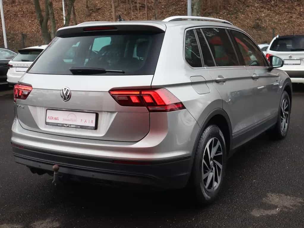 Volkswagen Tiguan 1.5 16V TSI Join LED Navi ACC PDC AHK 12/2018-photo-4