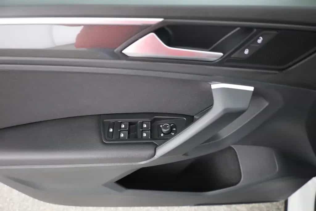 Volkswagen Tiguan 1.5 TSI DSG Highline LED Navi ACC USB 11/2019-photo-20