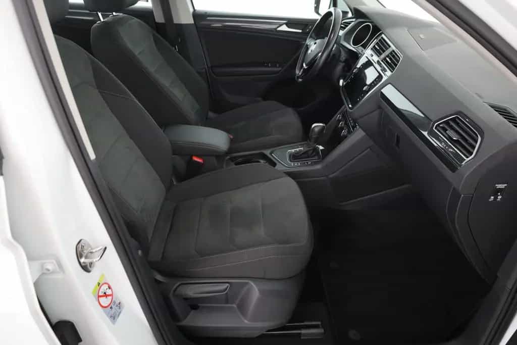 Volkswagen Tiguan 1.5 TSI DSG Highline LED Navi ACC USB 11/2019-photo-22