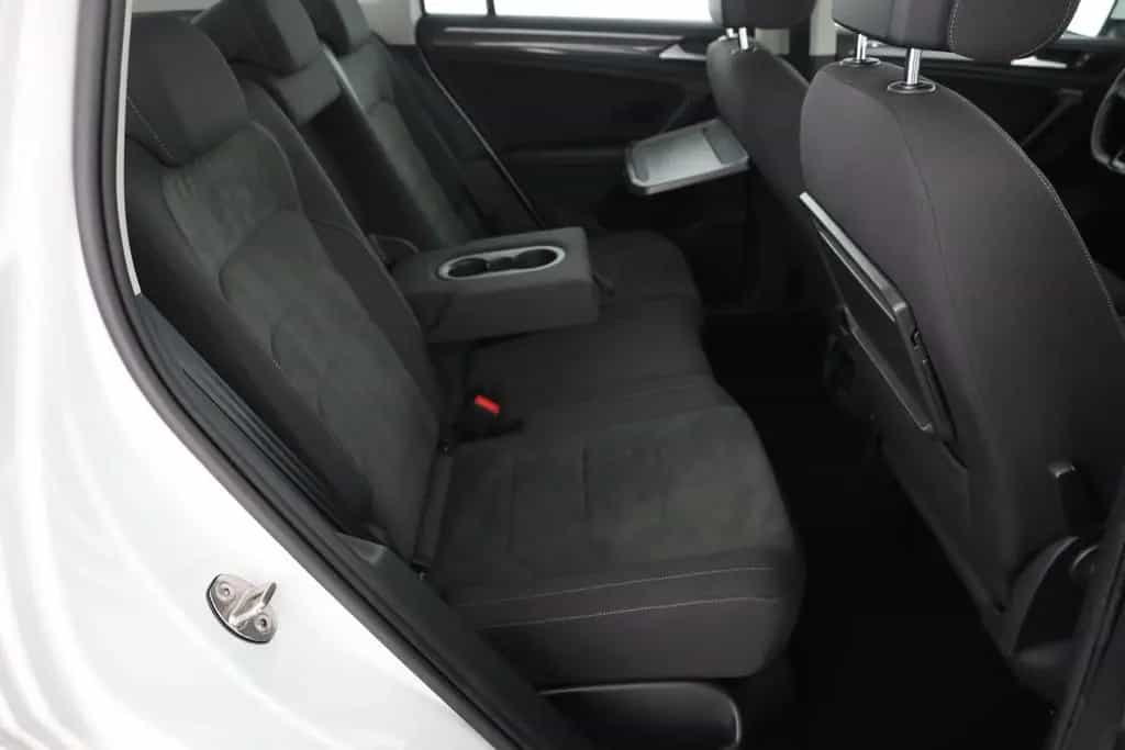 Volkswagen Tiguan 1.5 TSI DSG Highline LED Navi ACC USB 11/2019-photo-23