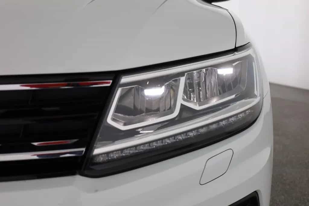 Volkswagen Tiguan 1.5 TSI DSG Highline LED Navi ACC USB 11/2019-photo-26