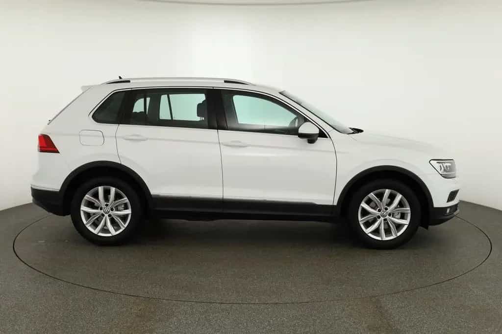 Volkswagen Tiguan 1.5 TSI DSG Highline LED Navi ACC USB 11/2019-photo-5