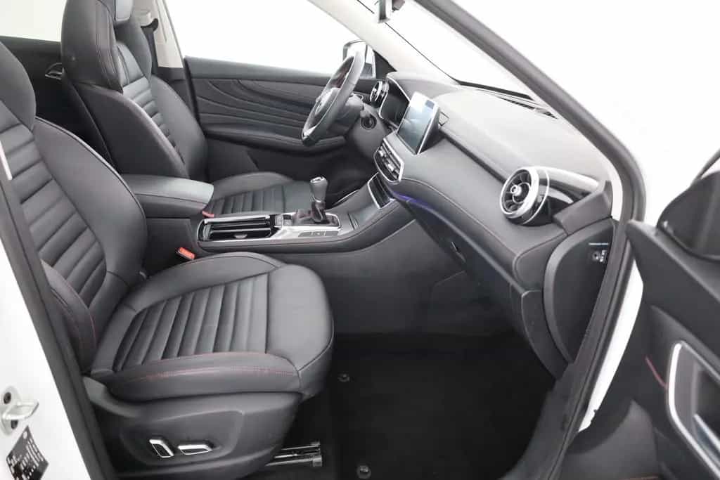 MG HS 1.5 T-GDI Luxury LED Pano Navi 360° 11/2023-photo-22