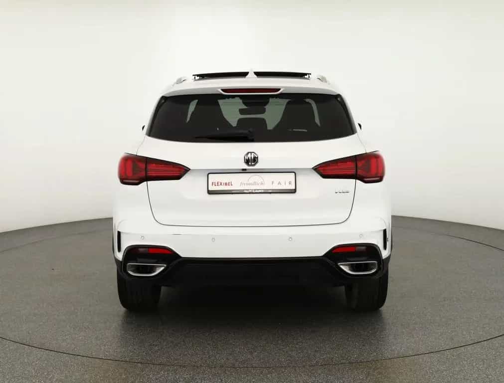 MG HS 1.5 T-GDI Luxury LED Pano Navi 360° 11/2023-photo-3