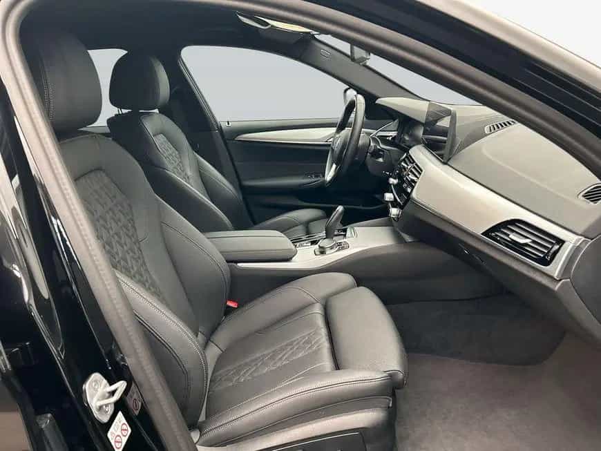 BMW 5 Series 520d Touring Aut. 11/2022-photo-13