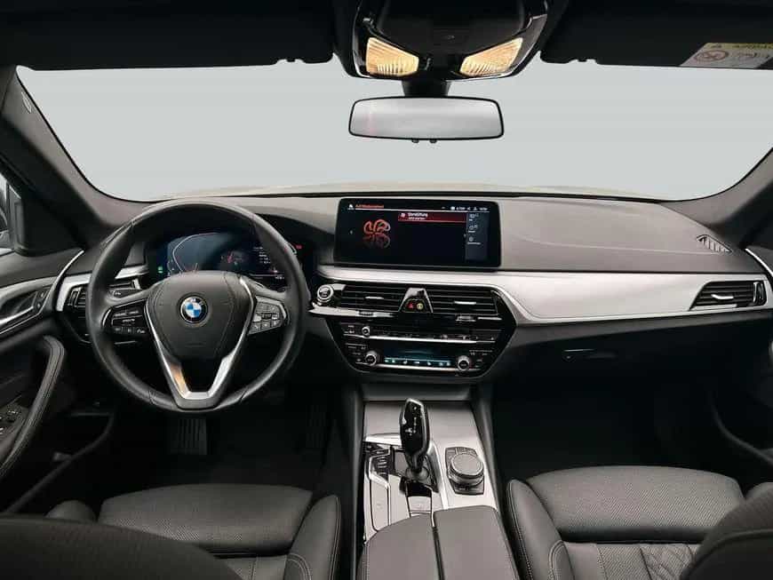 BMW 5 Series 520d Touring Aut. 11/2022-photo-14