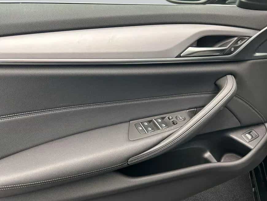 BMW 5 Series 520d Touring Aut. 11/2022-photo-20