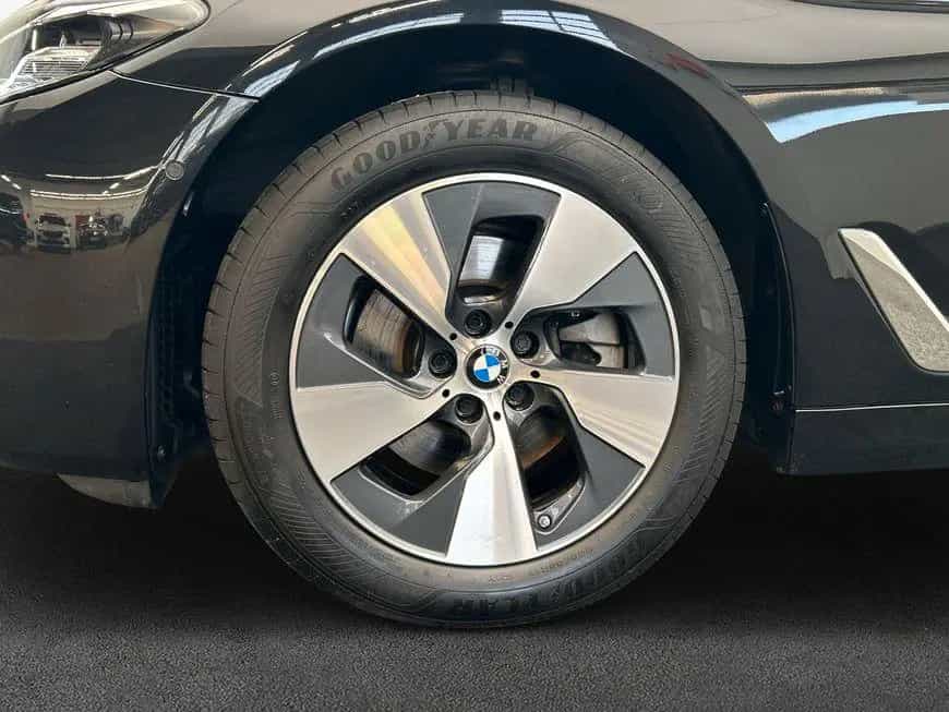 BMW 5 Series 520d Touring Aut. 11/2022-photo-7
