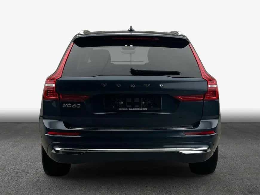 Volvo XC60 B5 D AWD Geartronic Inscription 12/2021-photo-3