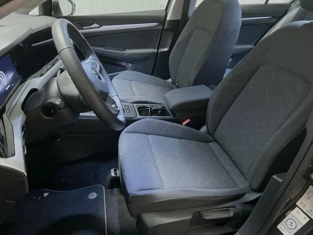 Volkswagen Golf VIII 1.0 TSI Life 06/2022-photo-10