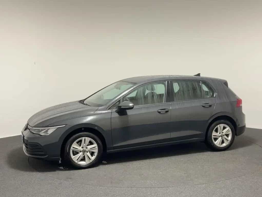 Volkswagen Golf VIII 1.0 TSI Life 06/2022-photo-3
