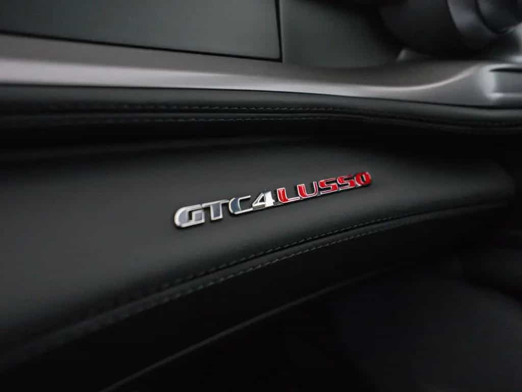 Ferrari GTC4Lusso 04/2019-photo-18
