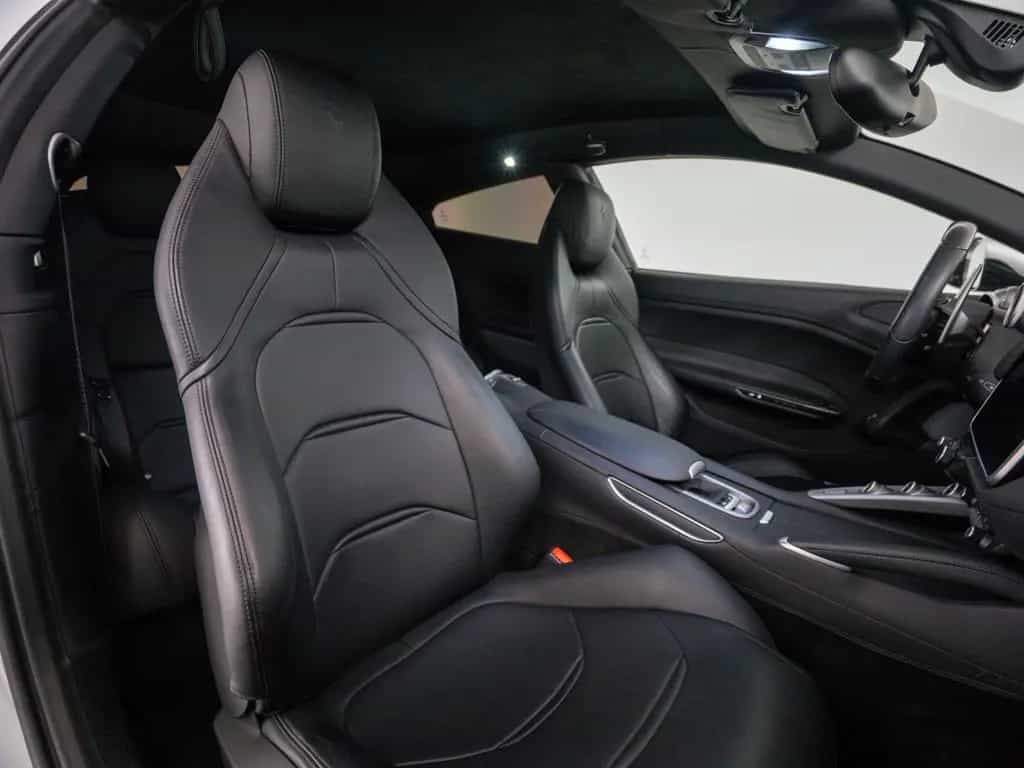 Ferrari GTC4Lusso 04/2019-photo-26